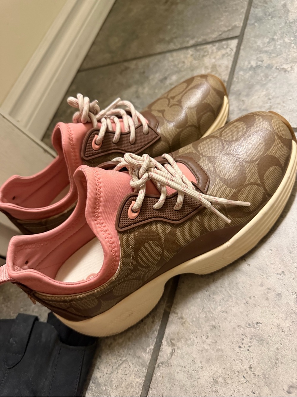 Coach Women Brown Signature Logo Sneakers with Pink Trim